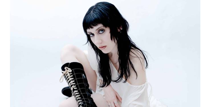 ceneri pubblica oggi il suo nuovo EP 'come ortiche nel cemento'