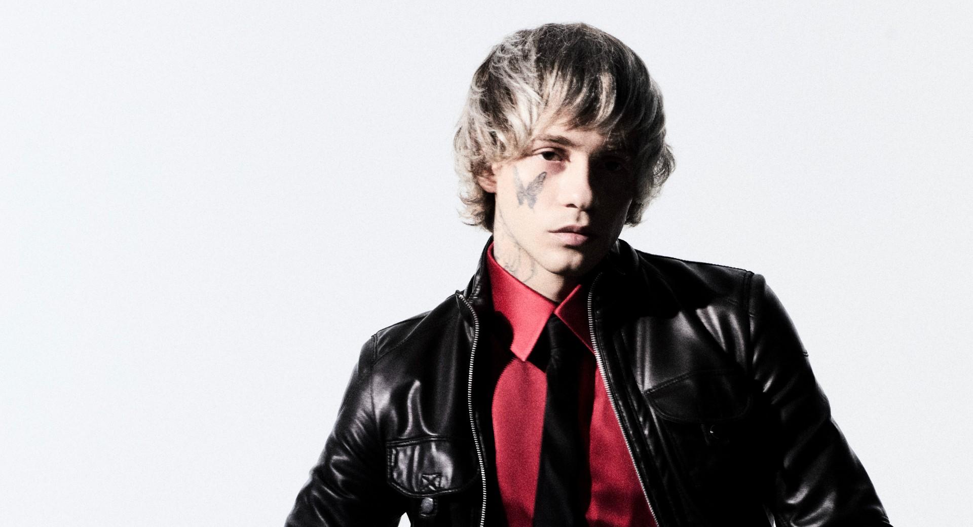 Chiello annuncia il suo ritorno live con 'Chiello Club Tour 2026'