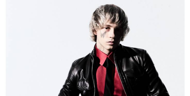 Chiello annuncia il suo ritorno live con 'Chiello Club Tour 2026'