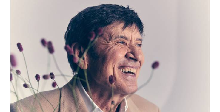 Gianni Morandi pubblica oggi il suo nuovo album 'L'Attrazione'