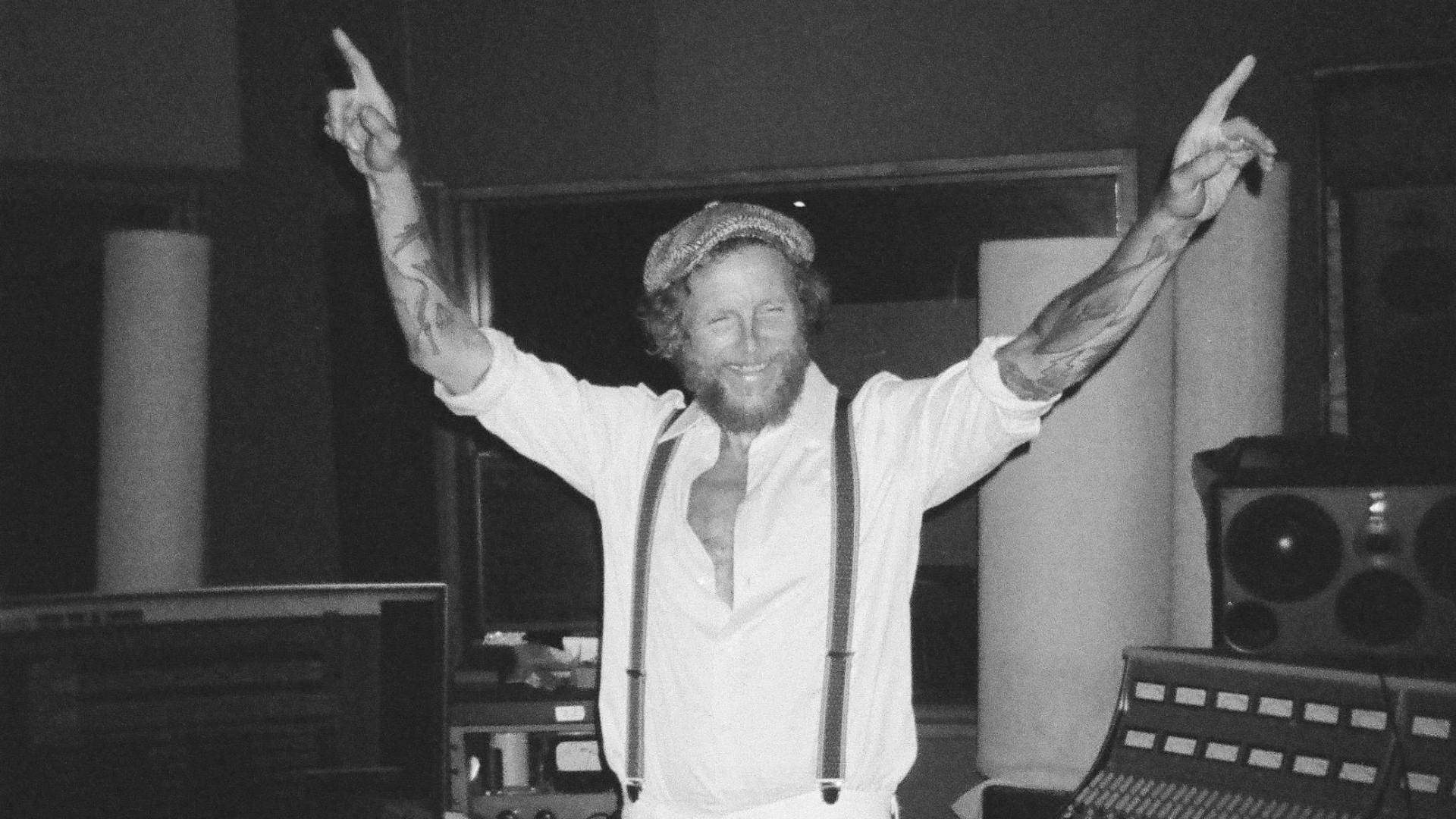 Jovanotti, 'NIUIORCHERUBINI' il nuovo album è fuori ora