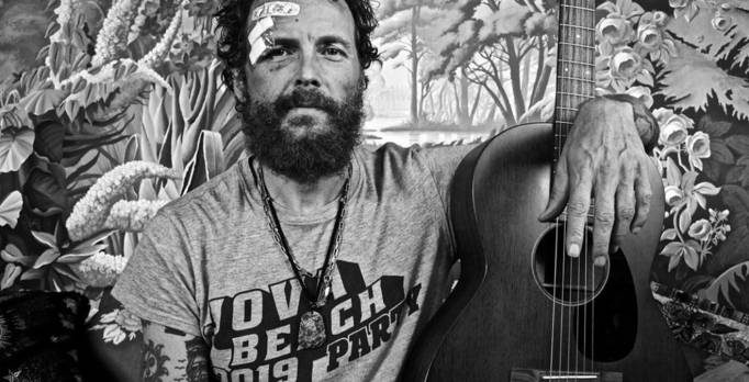 Lorenzo Jovanotti ha appena battezzato  Lorenzo sulla Luna , uscirà il 29 novembre!
