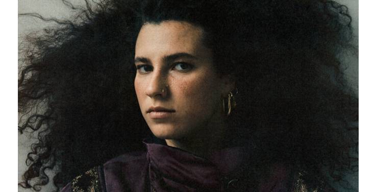 Jungle Julia pubblica oggi 'Lode', il secondo episodio discografico dopo 'Vespro'